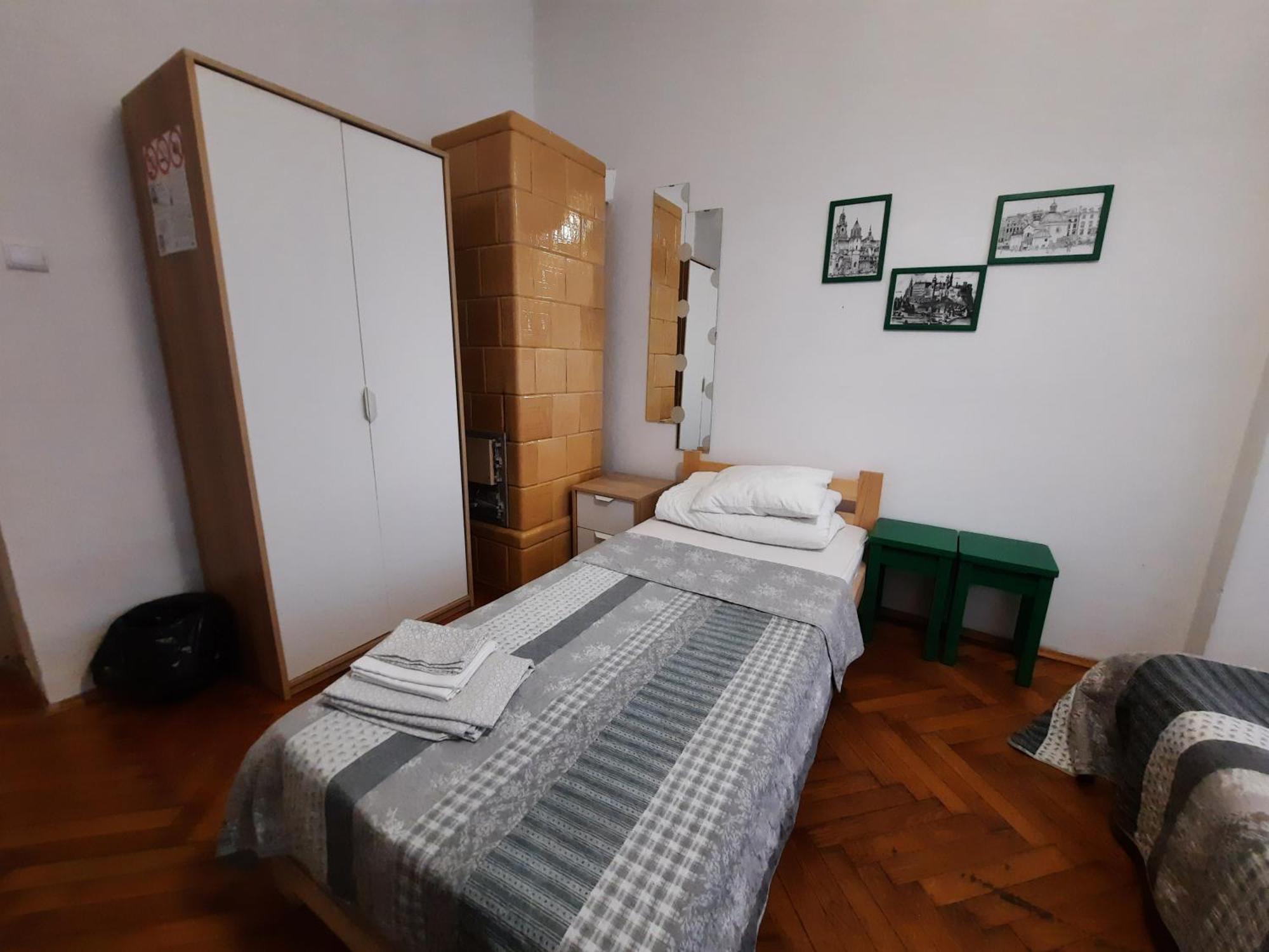 Lorf Hostel&Apartments Krakow Exterior photo