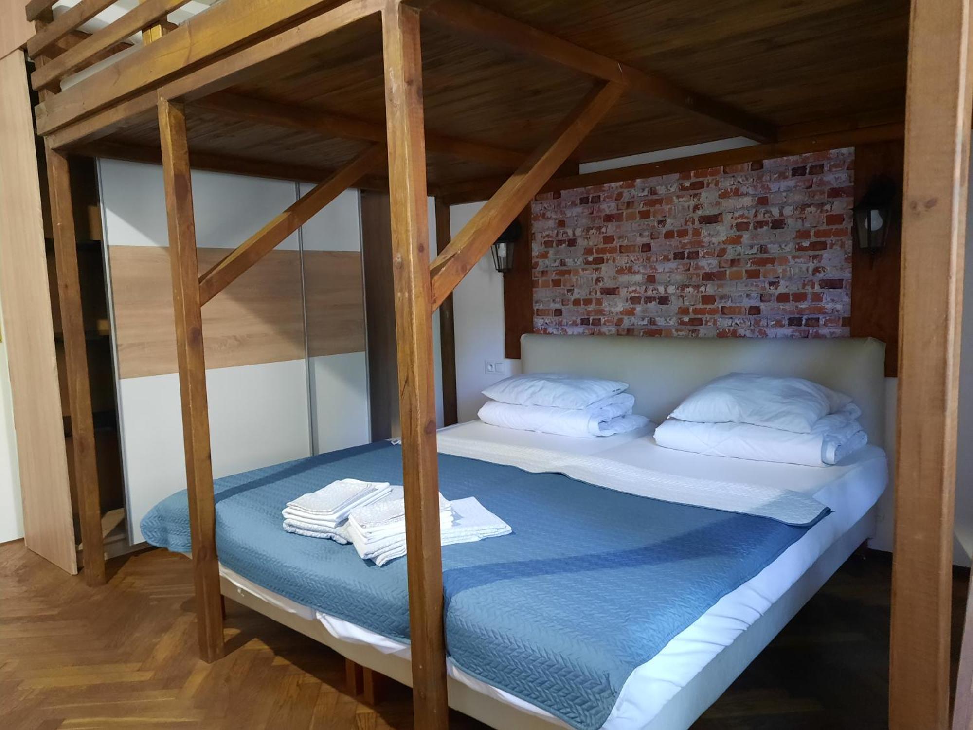 Lorf Hostel&Apartments Krakow Exterior photo