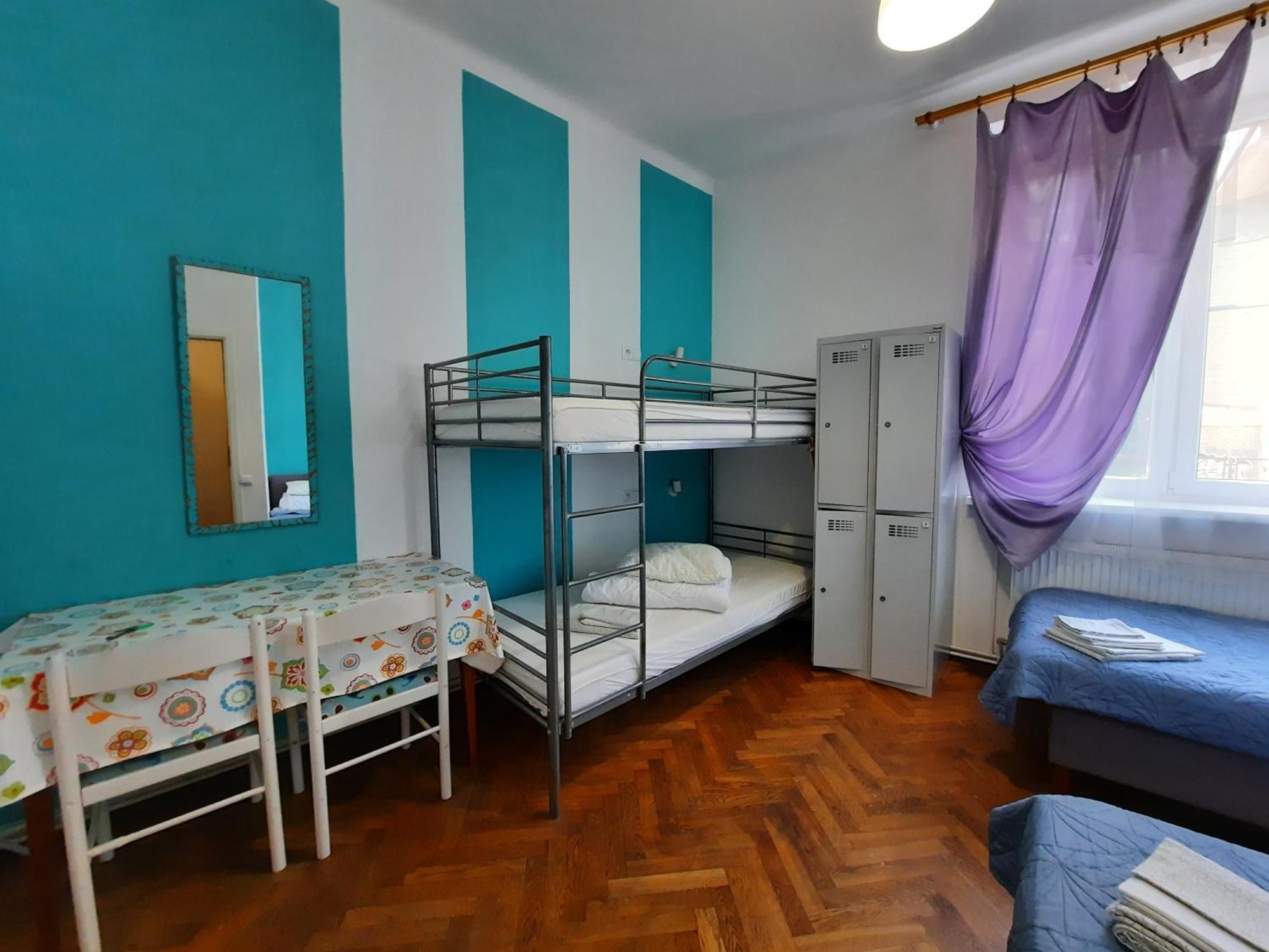 Lorf Hostel&Apartments Krakow Exterior photo