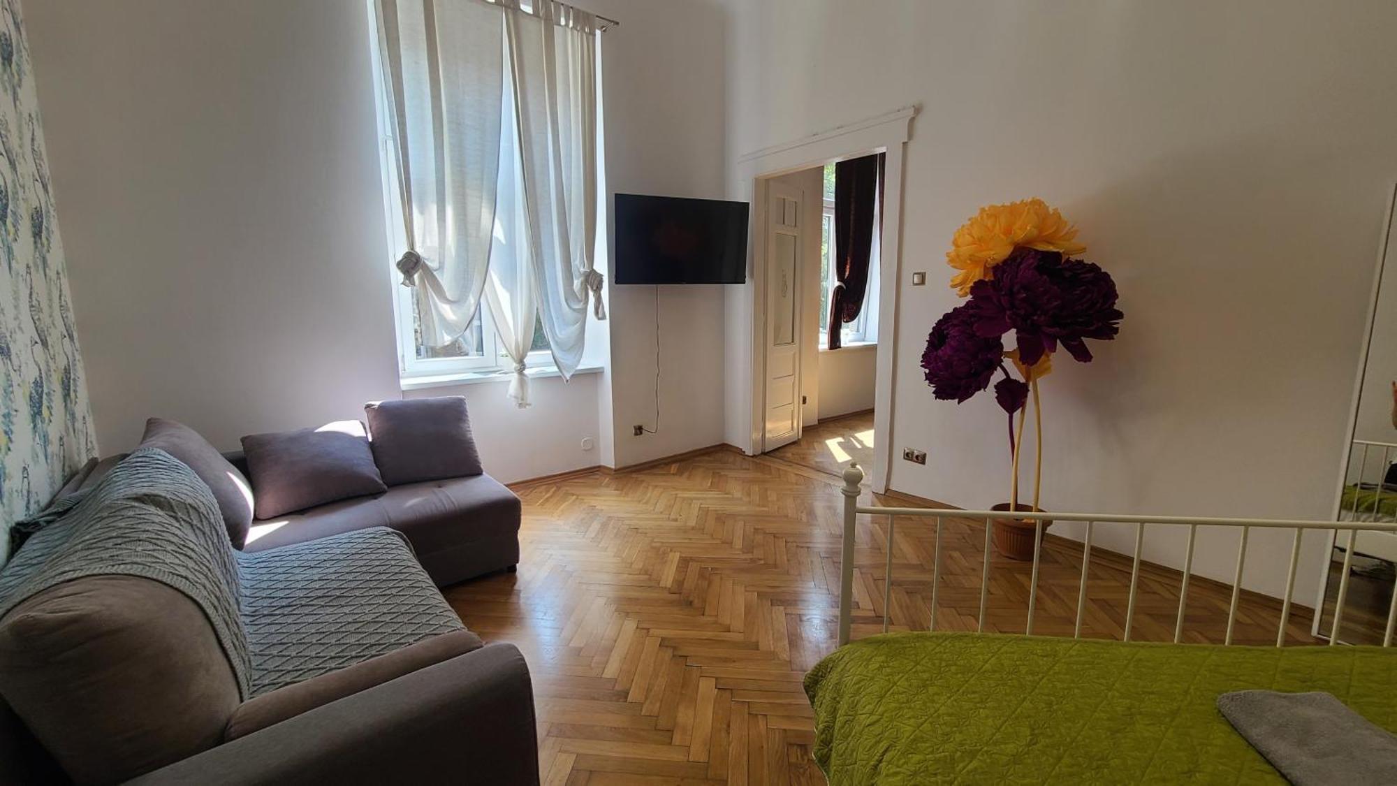 Lorf Hostel&Apartments Krakow Exterior photo
