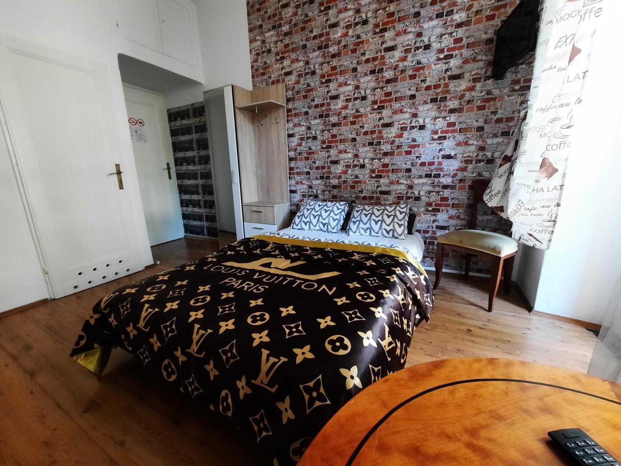 Lorf Hostel&Apartments Krakow Exterior photo